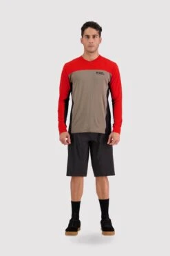 Mons Royale Redwood Enduro VLS Retro Red/Blk/Walnut -TROLKID Bekleidung Geschaft 100143 1171 274 106 600x 1280x1280