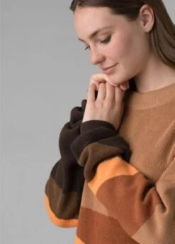 Prana Desert Road Sweater-W-Fawn -TROLKID Bekleidung Geschaft 1967111 FAWN ALT 5 pra pdp v 1684487817 1280x1280