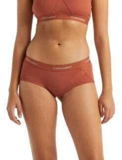 Icebreaker Sprite Hot Pants Women -TROLKID Bekleidung Geschaft fw21 women sprite hot pants 103023067 1 1280x1280