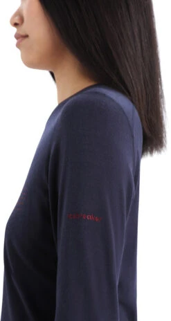 Icebreaker Women 200 Oasis LS Crewe Ski Stripes - Midnight Navy -TROLKID Bekleidung Geschaft icebreaker fw22 women 200 oasis ls crewe ski stripes 0a56hz401 4Ls1HmvOMr4ipZ 1280x1280