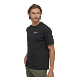 Patagonia P-6 Logo Responsibili-Tee -TROLKID Bekleidung Geschaft pos wbs20 38504 blk om1 1280x1280